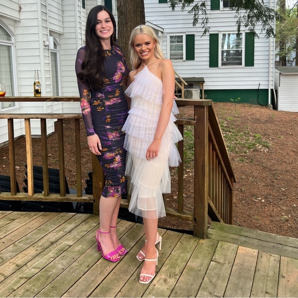 The Bar Henri Gown - Picture 2 of 5